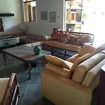 Casa Com Piscina Em Condominio Fechado No Guaruja