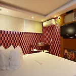 Lessence Motel