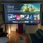 85 New Studio W Balcony, Fast Wifi And Movie Screen!