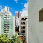Flat - Rua Bela Cintra