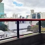 Itaim Bibi/Amplo Apartamento A Melhor Localizacao!