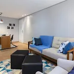 Flat Confortavel Na Rua Haddock Lobo