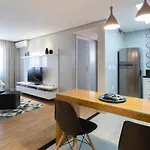 Flat Confortavel Na Rua Haddock Lobo