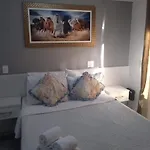 Studio Aconchego, Proximo A Rua Da Consolacao, Aos Metros Republica E Anhangabau, Com Ar Condicionado, Piscina, Academia, Wifi E Varanda