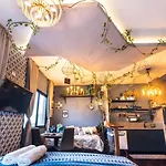 Apto1712 - Apartamento Inteiro, Completo E Confortavel