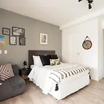 Studio Com Garagem, Academia E Piscina No Predio - Vila Olimpia