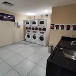 Sanches Flats Le Premier