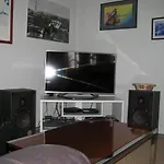 Quarto Com Banheiro Privativo