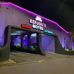 Refugius Motel