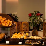 Ez Moema Hotel