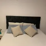 Casa Bem Localizada E Espacosa No Butanta