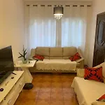 Casa Bem Localizada E Espacosa No Butanta