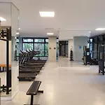 Resort, Piscina E Natureza Em Sp