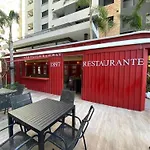Resort, Piscina E Natureza Em Sp