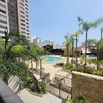 Resort, Piscina E Natureza Em Sp