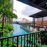 Resort, Piscina E Natureza Em Sp