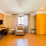 Flat - Rua Bela Cintra