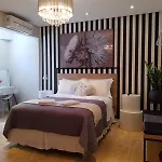 Live House Boutique Hotels