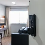 1604 - Apto Com Piscina Prox Bras E Centro