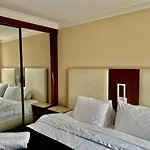 Suites Internacional Plaza Jardins