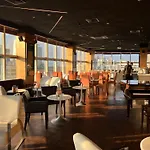 Suites Internacional Plaza Jardins