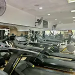 Suites Internacional Plaza Jardins