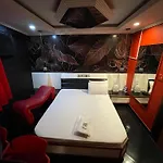 Motel Messalina (Adults Only)