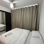 Studio Santana 13