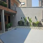Hospedagem Ao Lado Do Aeroporto,Campo Belo