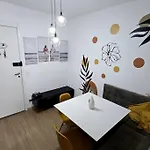 Studio Completo Ao Lado Do Bras