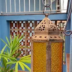 Charmosa Casa De Vila Proxima Ao Metro