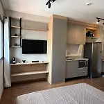 Lindo Studio Atmosfera 360 Novo Proximo Ao Metro E Consulado