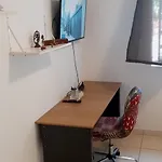 Suite Com Banheiro Super Espacosa