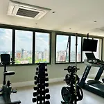 Studio Em Condominio De Luxo-Ar Condicinado-Perto Do Aeroporto-Parque Ibirapuera-Metro-Aacd-Medplex-Casv