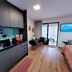 Apartamento Charmoso Em Pinheiros 250 Metros Da Estacao Oscar Freire Hospital Das Clinicas Nubank Incor Paulista