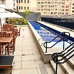Studio Novo No Centro, Em Frente Ao Metro
