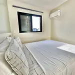Flat Particular No Estanconfor Moema C/ Varanda