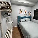 Studio Novo, Metro Brooklin Com Ar Condicionado- La Casa 309