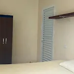 Suite Ampla Com Acesso Privativo