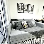 Apartamento, Novo, Sacada, 2 Dorms, No Polo Cultural E Eventos Da Cidade De Sao Paulo