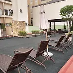 Apartment on Oscar Freire by Paulista&Clínicas