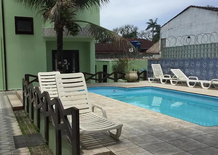Casa De Villagio Com Piscina- 70 Metros Da Praia