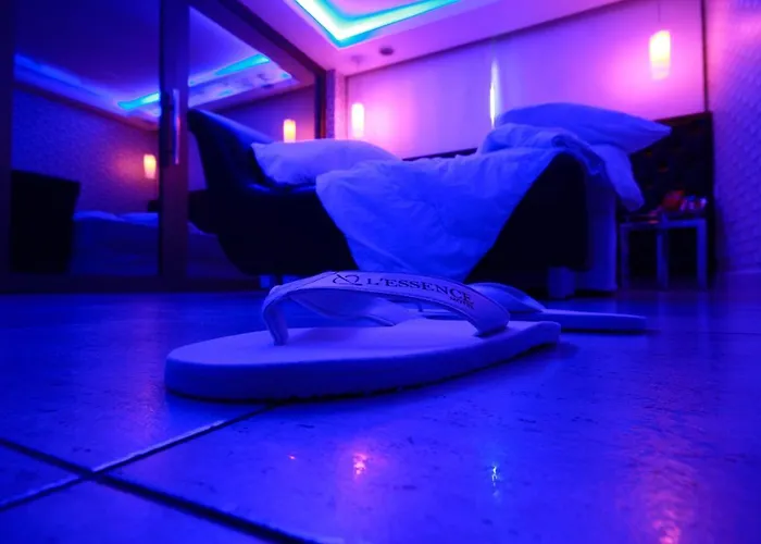 Lessence Motel