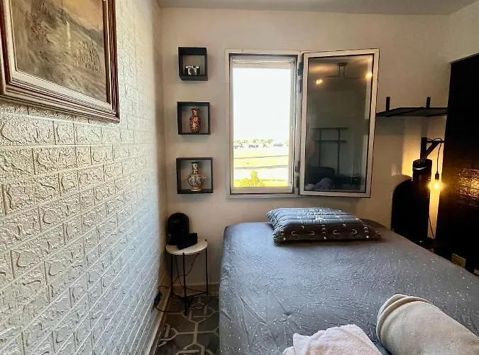 Quarto E Banheiro Privativos, Em Apto Com O Host A 5 Min Ape Do Aero Congonhas