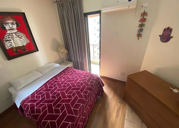 Flat em Indianópolis/SP (Moema)- acomoda 2 pessoas