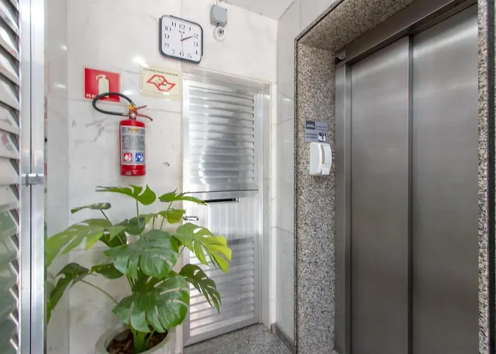Apartamento No Bras Com Elevador