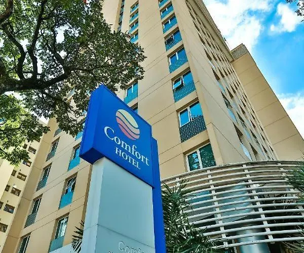 Flat Em Frente Ao Metro Moema