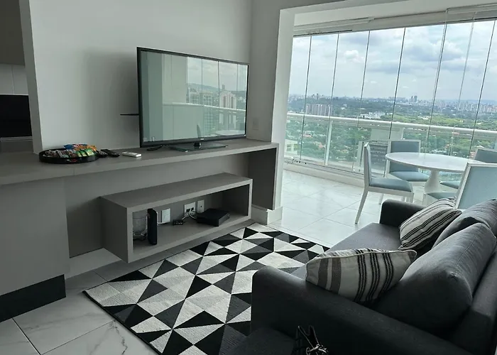 Apartamento Na Faria Lima E Condominio De Luxo Em Pinheiros