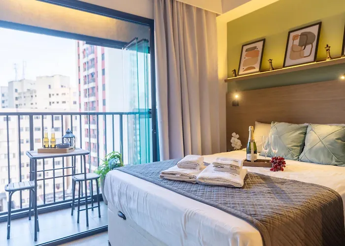 Estudios Com Ac E Varanda Na Bela Vista