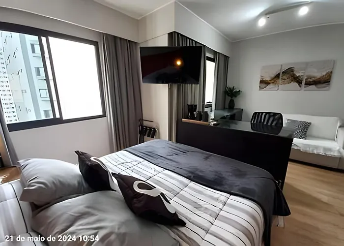 Flat Moema Av. Rouxinol